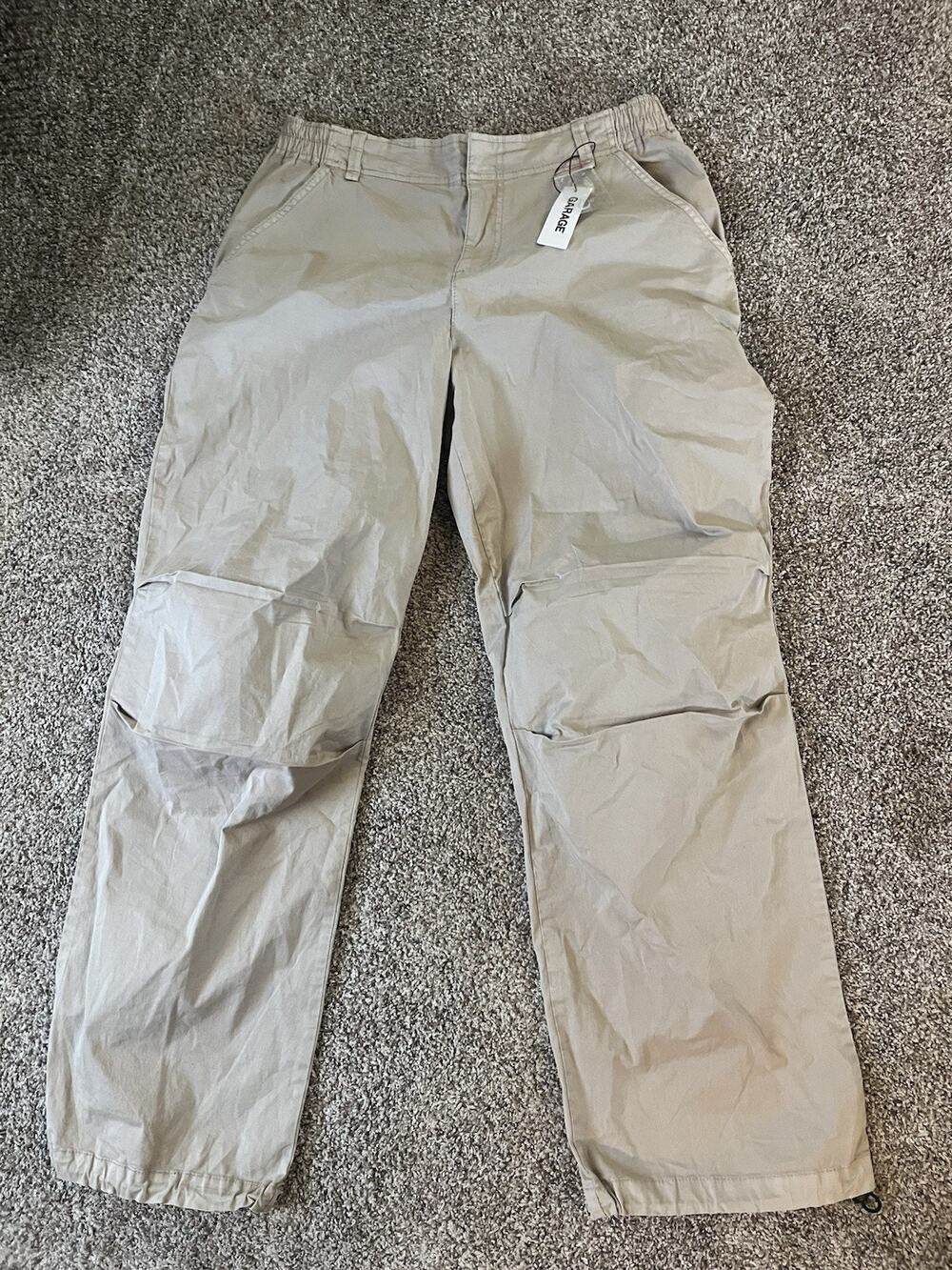NWT Women's Garage Pants Baggy Size Medium Light Khaki
